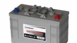 Enerblock Tubular Traction EVP12-90. Akumulator trakcyjny z płynnym kwasem z dodatnią płytą pancerną. Zaprojektowany do bardzo mocno wytężonej pracy cyklicznej w podnośnikach, wózkach akumulatorowych itp. Ich żywotność to 2200 cykli pracy przy max 50% rozładowaniu oraz 1200 cykli pracy przy max 80% rozładowaniu. Napięcie 12V, żywotność 109Ah. Dystrybutor: www.premar-polska.pl Cena: 825,00 PLN - zdjęcie 8
